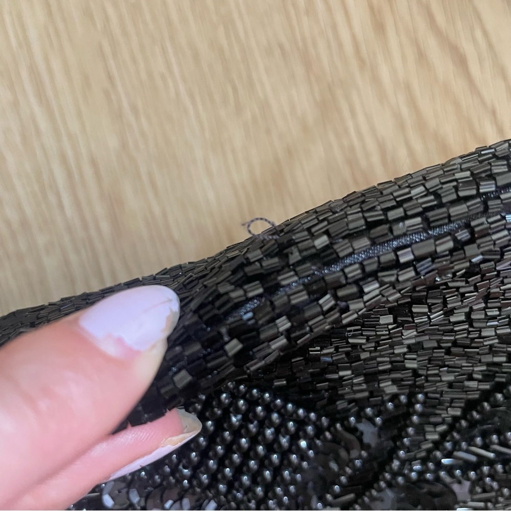 Vintage Beaded Clutch Bag – Free With $50+ Purchase - Picture 9 of 10